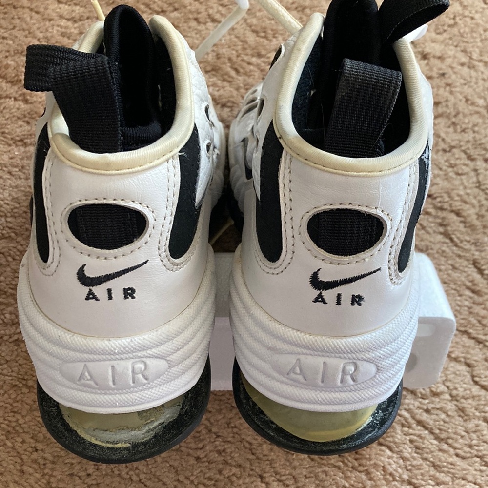 Vintage Nike Air high tops *see photos* defect* size 7.5 womens or 6 mens